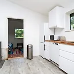 8 Person In بيت للعطل Melby