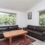 بيت للعطل 8 Person In Melby